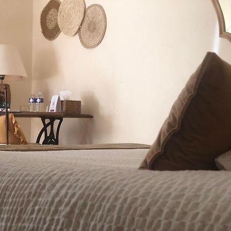 Logis Hotel Et Restaurant La Bastide Cabezac Bize-Minervois Esterno foto