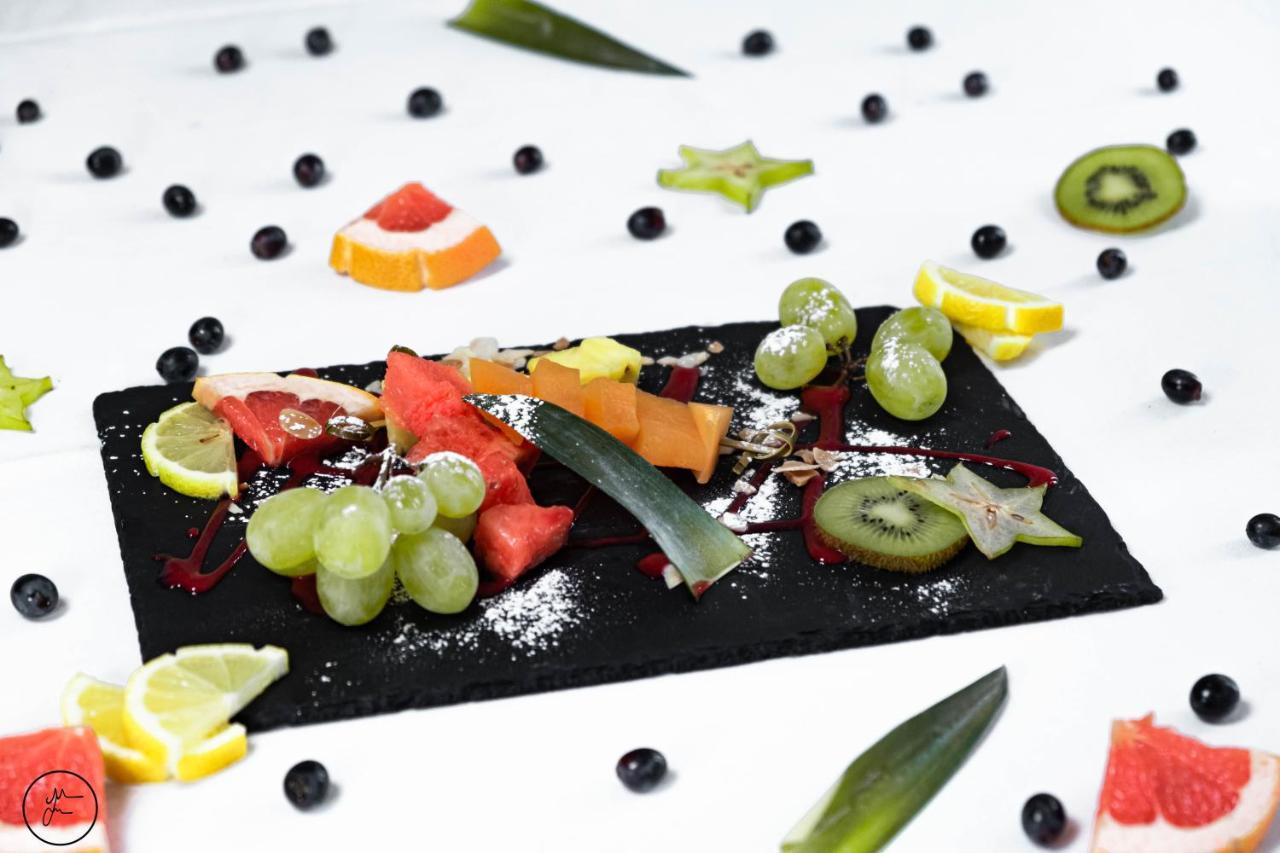 Logis Hotel Et Restaurant La Bastide Cabezac Bize-Minervois Esterno foto