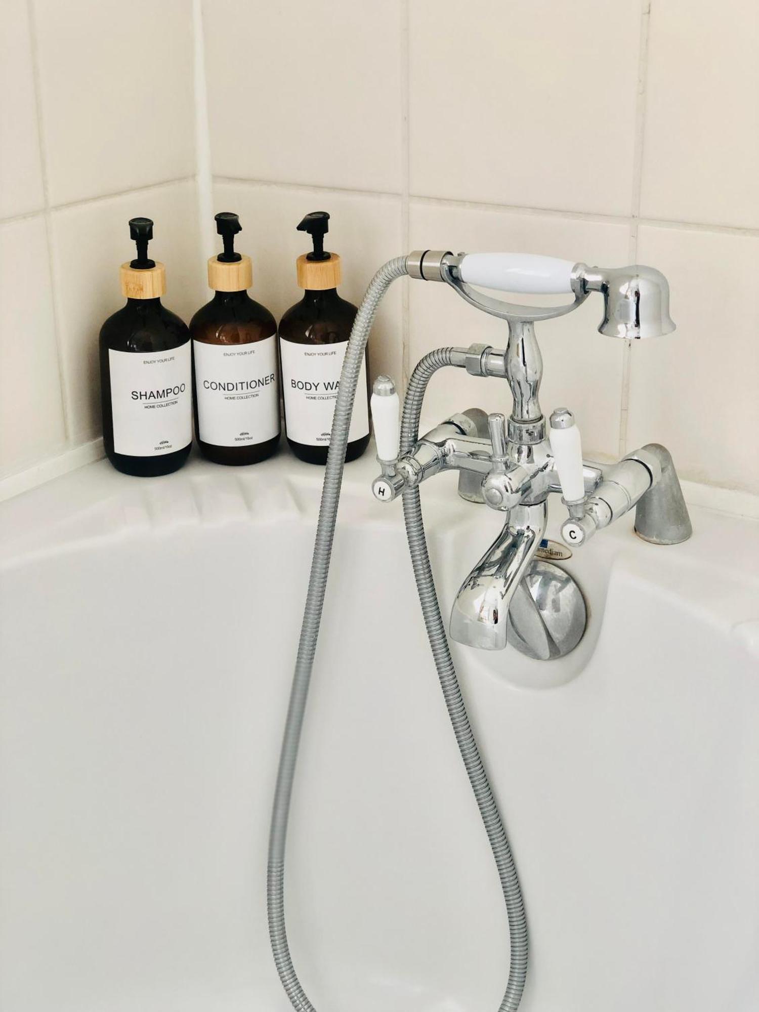 Logis Hotel Et Restaurant La Bastide Cabezac Bize-Minervois Esterno foto
