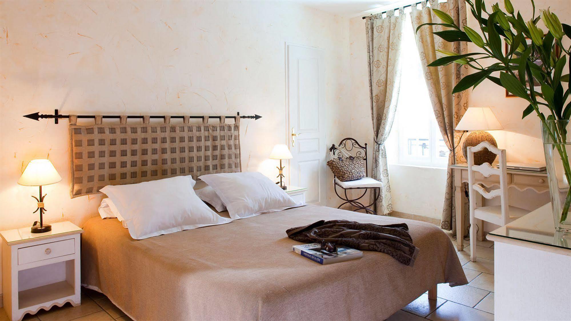 Logis Hotel Et Restaurant La Bastide Cabezac Bize-Minervois Esterno foto